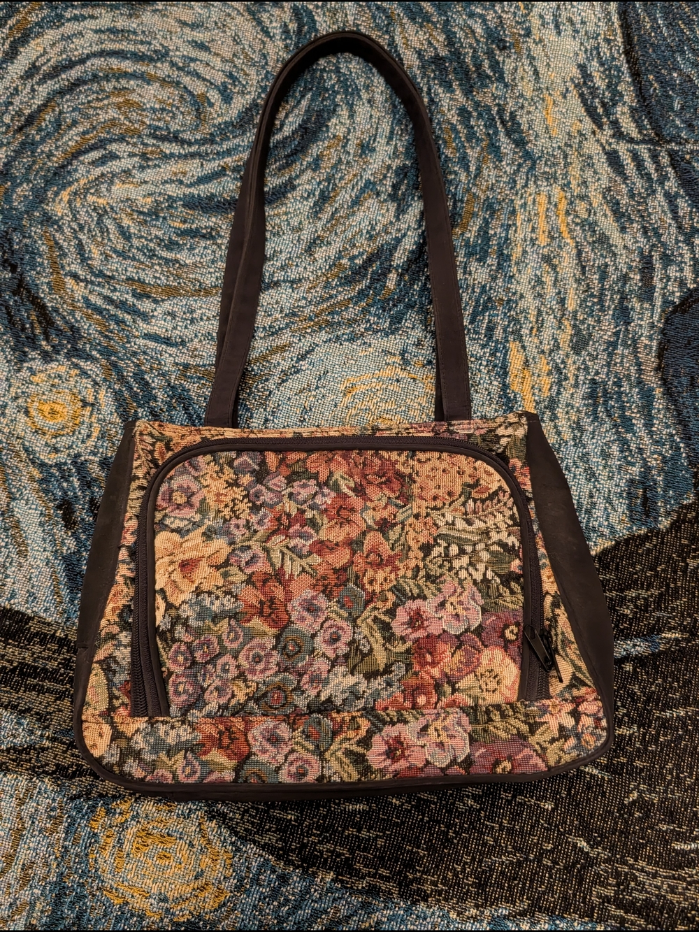 Floral Tapestry Shoulder Bag in Multicolor